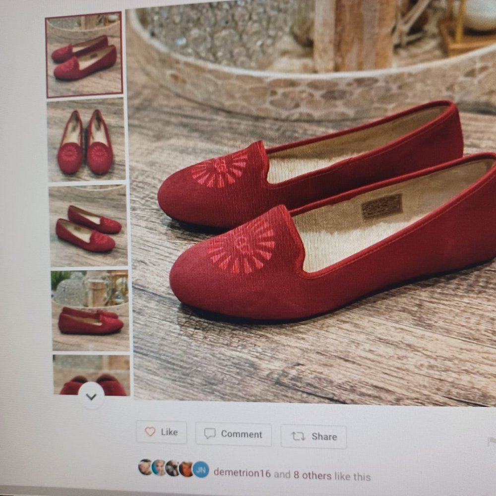 UGG Alloway Red Fur Loafer Flat Slipper Size 7